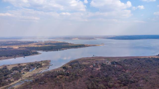 Stand for Sale in Lake Chivero
