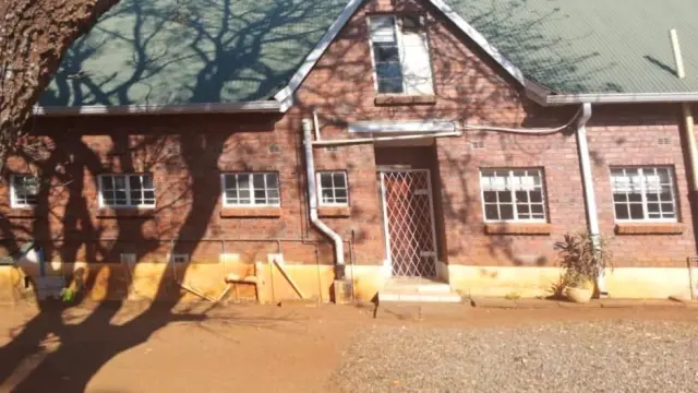 4 Bedroom Cottage/Garden Flat to Rent in Borrowdale
