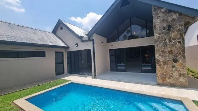 Townhouse/Complex/Cluster to Rent