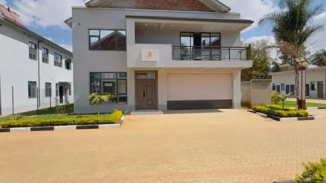 Townhouse/Complex/Cluster for Sale