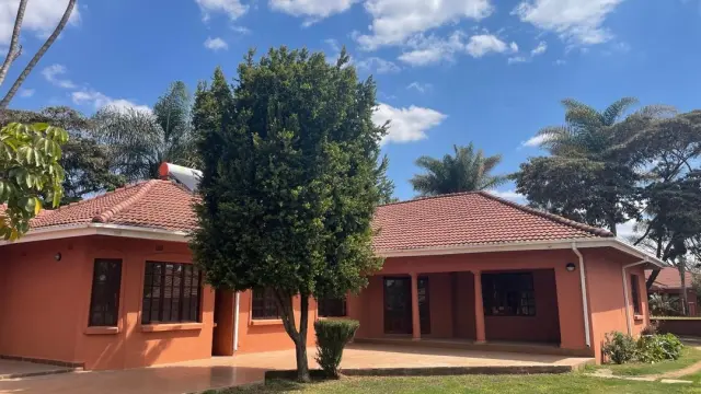 Townhouse/Complex/Cluster for Sale