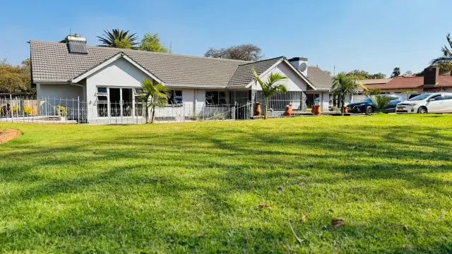 Commercial Property to Rent in Gunhill