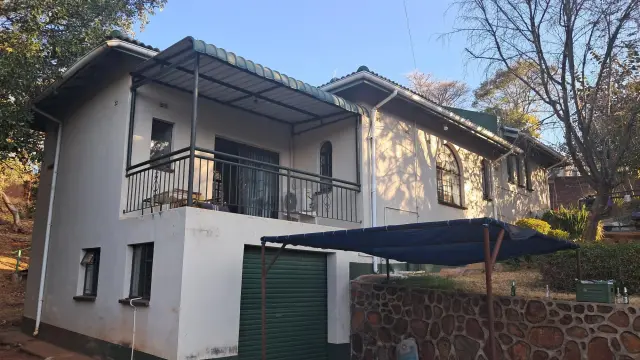Cottage/Garden Flat for Sale