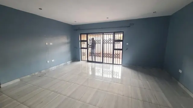 Townhouse/Complex/Cluster to Rent