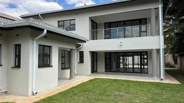 6 Bedroom House to Rent in Kambanji