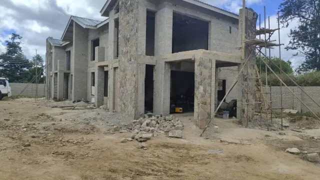 Townhouse/Complex/Cluster for Sale
