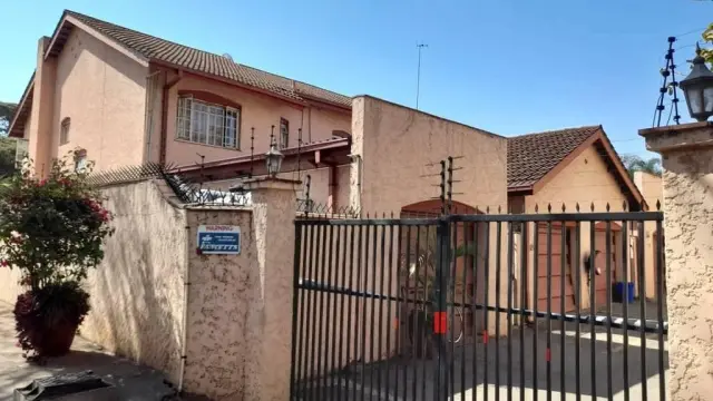 Townhouse/Complex/Cluster to Rent