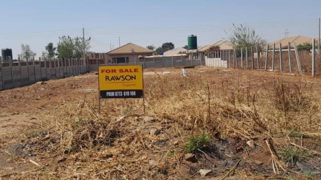 Stand for Sale in Fairview