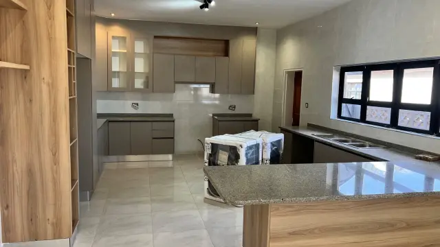 Townhouse/Complex/Cluster to Rent