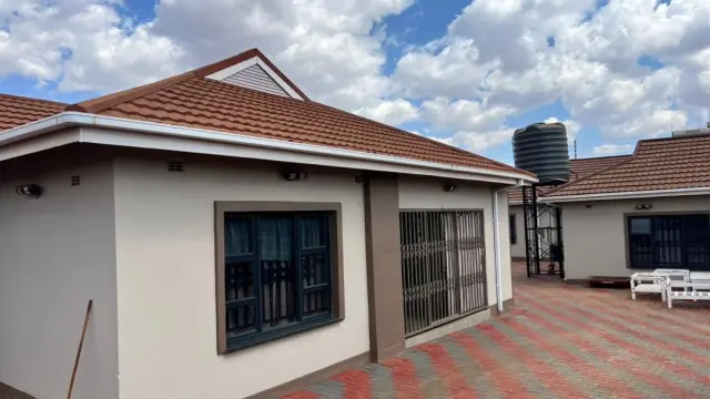 Townhouse/Complex/Cluster to Rent
