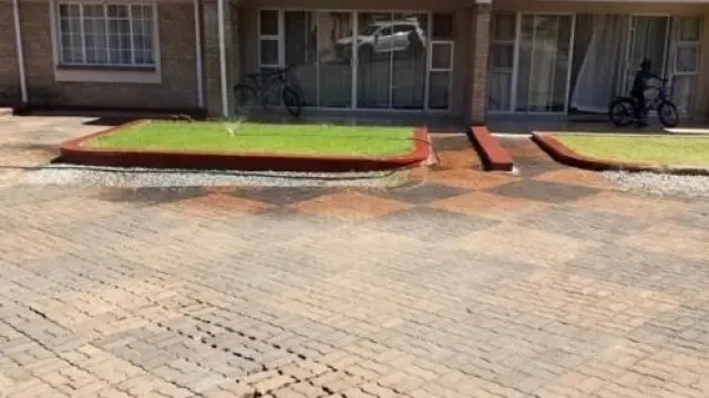Townhouse/Complex/Cluster to Rent