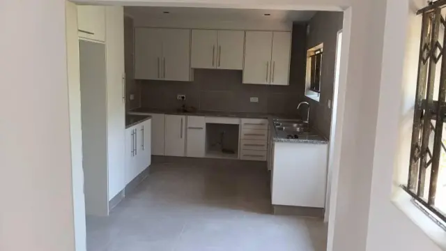 Townhouse/Complex/Cluster to Rent