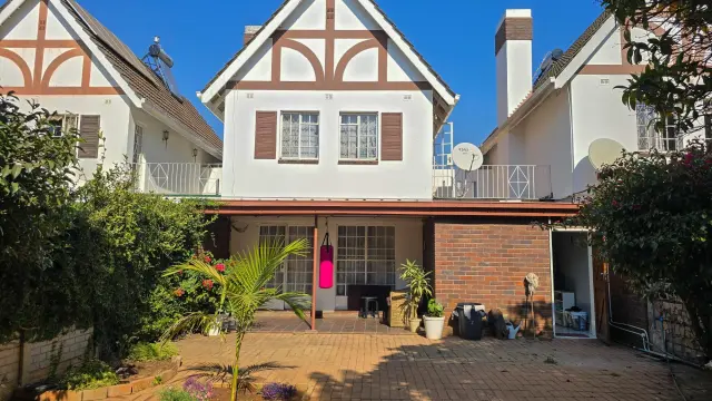 Cottage/Garden Flat for Sale