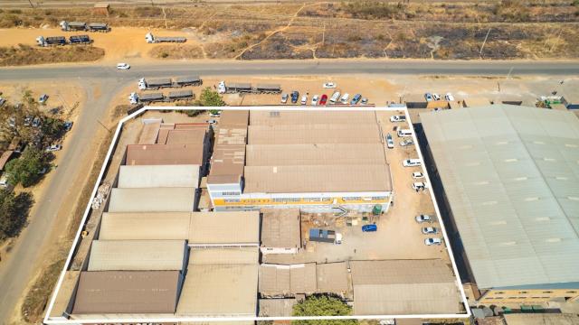 An Industrial Property With Expansive Warehouses!