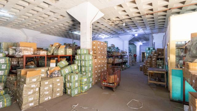 An Industrial Property With Expansive Warehouses!