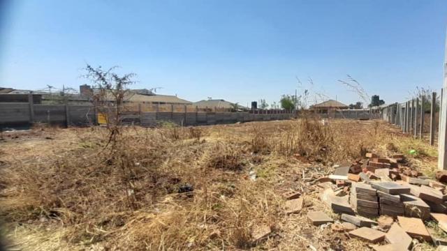 Stand for Sale in Fairview