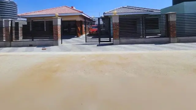 3 Bedroom House to Rent in Graylands Park