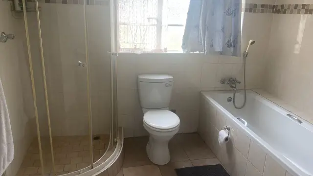 2 Bedroom Cottage/Garden Flat to Rent in Chisipite