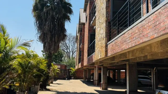 Flat/Apartment to Rent in Avondale