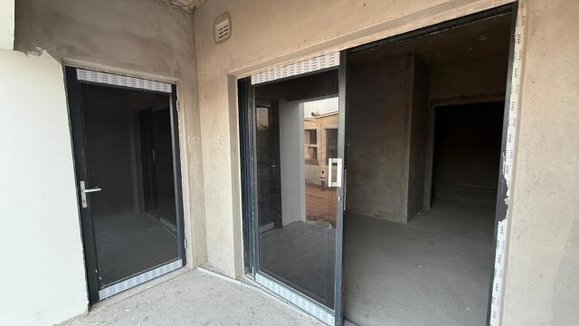 Secure Townhouse In Greendale