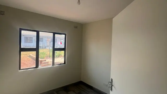 Townhouse/Complex/Cluster to Rent