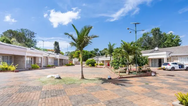 Townhouse/Complex/Cluster to Rent in Belgravia