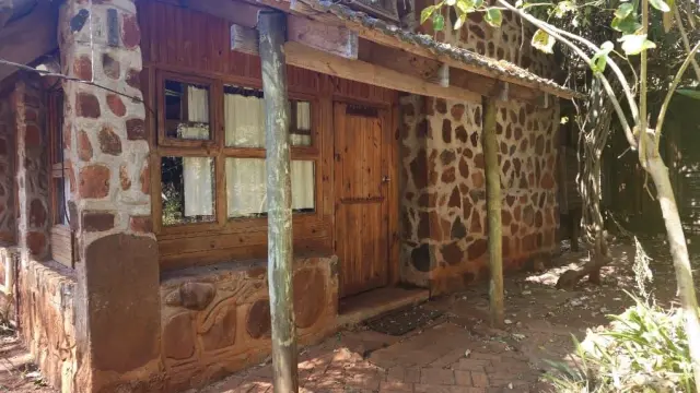 Cottage/Garden Flat to Rent in Greendale
