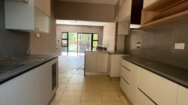 Flat/Apartment to Rent in Greendale