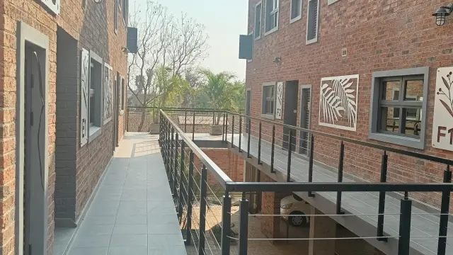 Townhouse/Complex/Cluster to Rent in Avondale