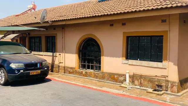 3 Bedroom House to Rent in Meyrick Park