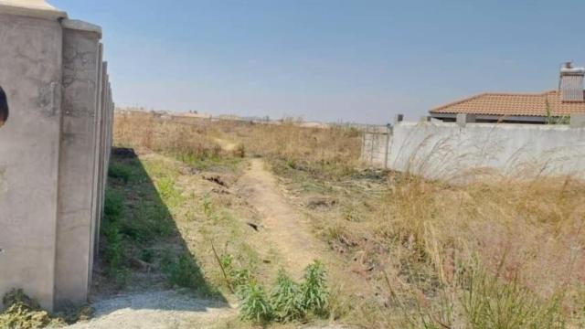 Stand for Sale in Glaudina