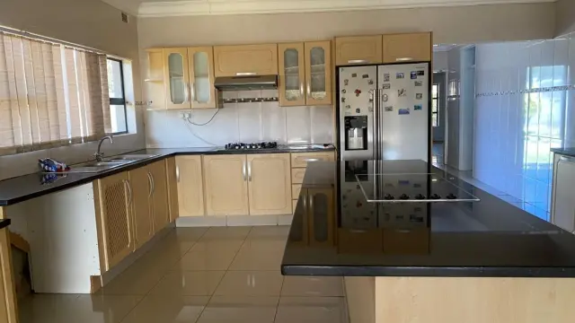 House to Rent in Carrick Creagh Estate