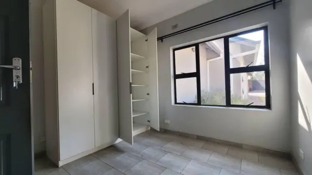 Townhouse/Complex/Cluster to Rent