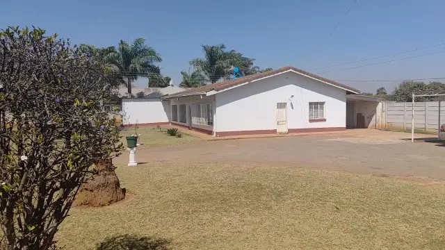 Commercial Property to Rent in Hillside