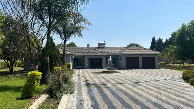 5 Bedroom House to Rent in Highlands