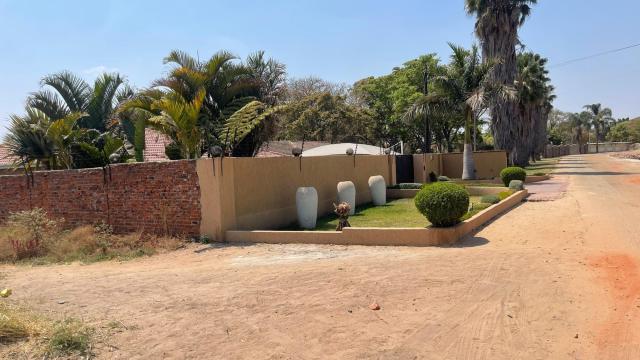 Stand for Sale in Ruwa