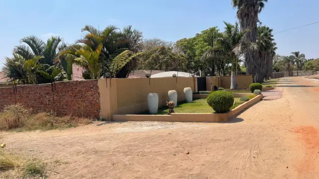 Stand for Sale in Ruwa