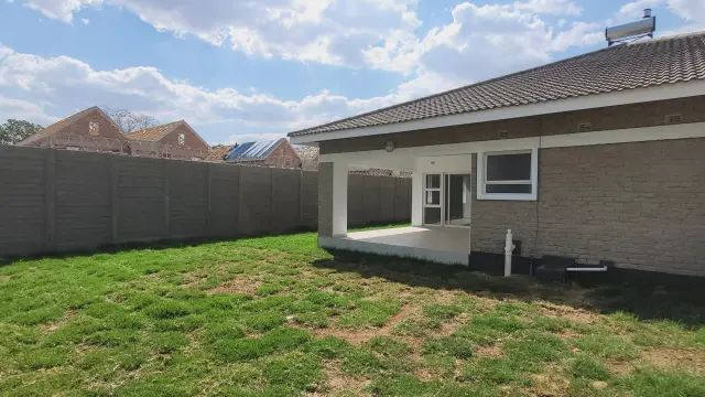 Townhouse/Complex/Cluster to Rent