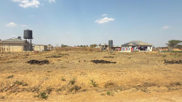 Stand for Sale in Sandton Park