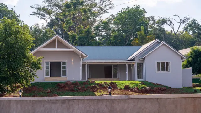 Townhouse/Complex/Cluster for Sale