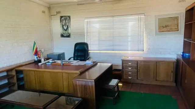Commercial Property to Rent