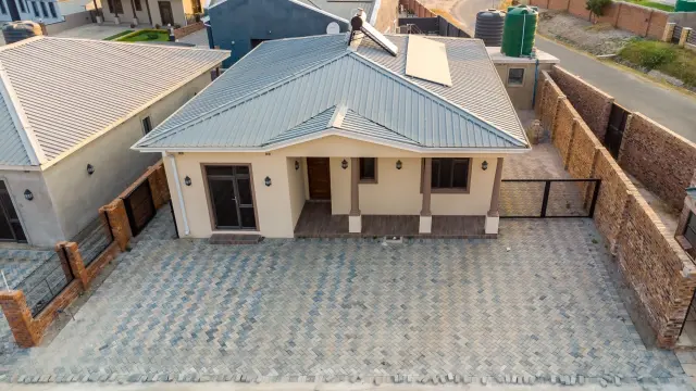 Townhouse/Complex/Cluster for Sale