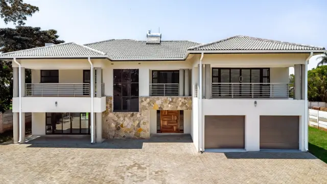 5 Bedroom House to Rent in Glen Lorne