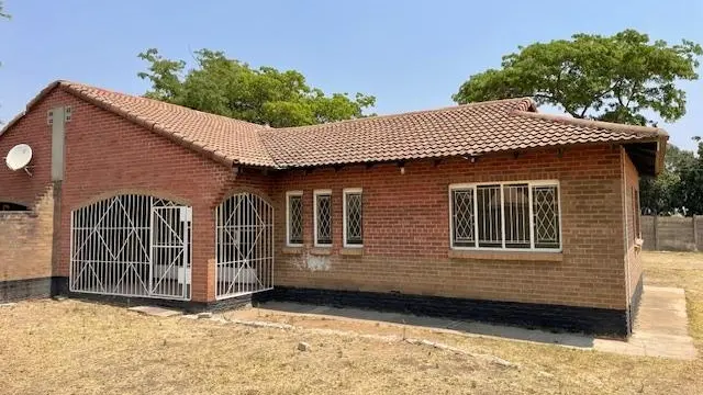 Townhouse/Complex/Cluster to Rent in Msasa Park