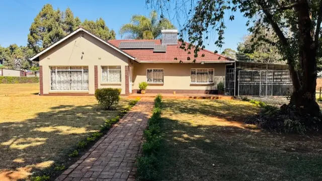 3 Bedroom House to Rent in Mount Pleasant