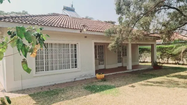 Townhouse/Complex/Cluster to Rent in Newlands