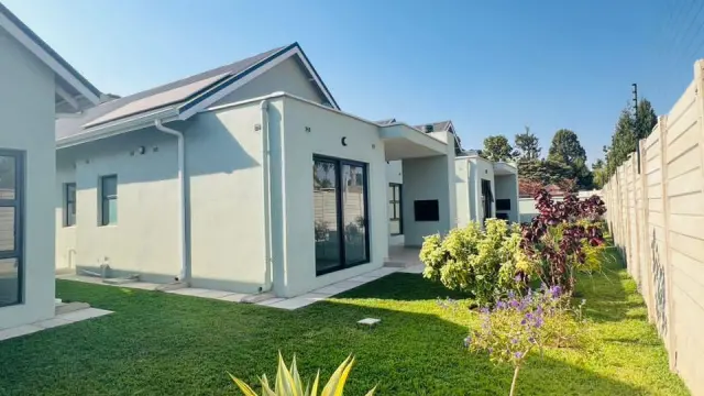 Townhouse/Complex/Cluster to Rent in Borrowdale