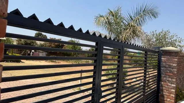 Cottage/Garden Flat for Sale