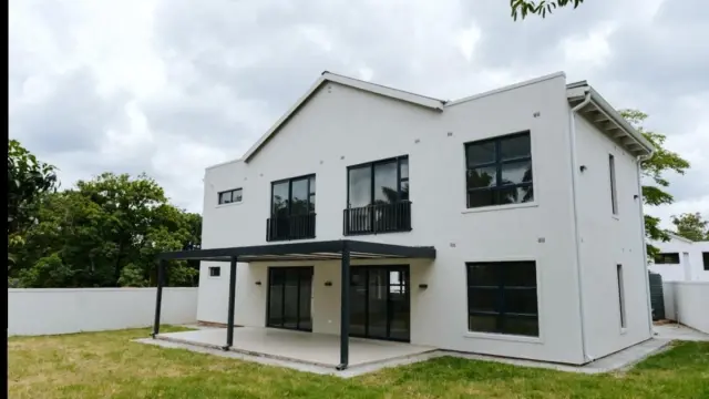 Townhouse/Cluster for Sale