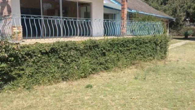 5 Bedroom House to Rent in Marlborough